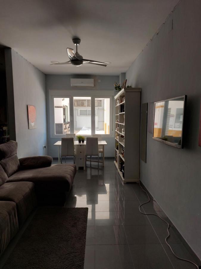 Apartament La Cueva Del Violin Torre Del Mar Zewnętrze zdjęcie